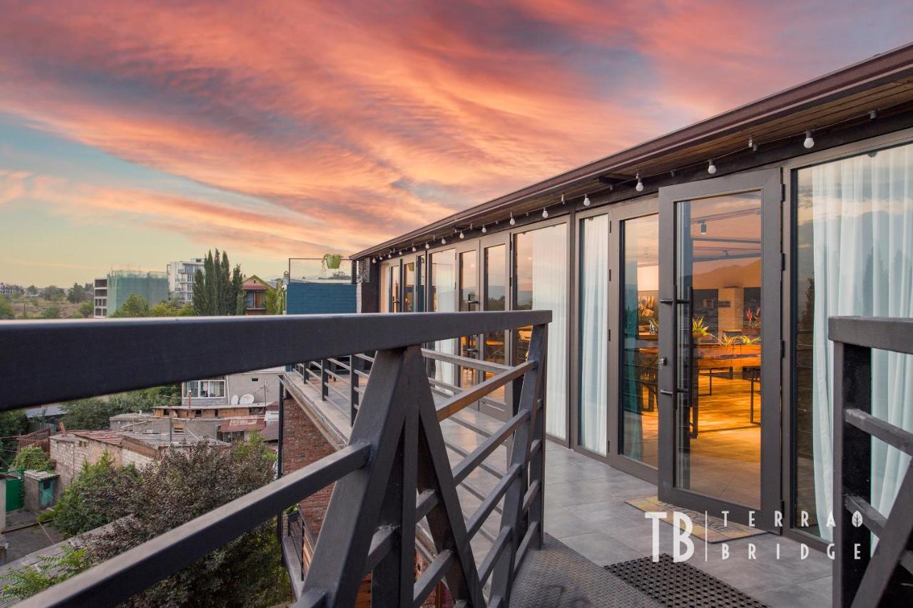 Hotel Terra Bridge Tbilisi Exteriér fotografie