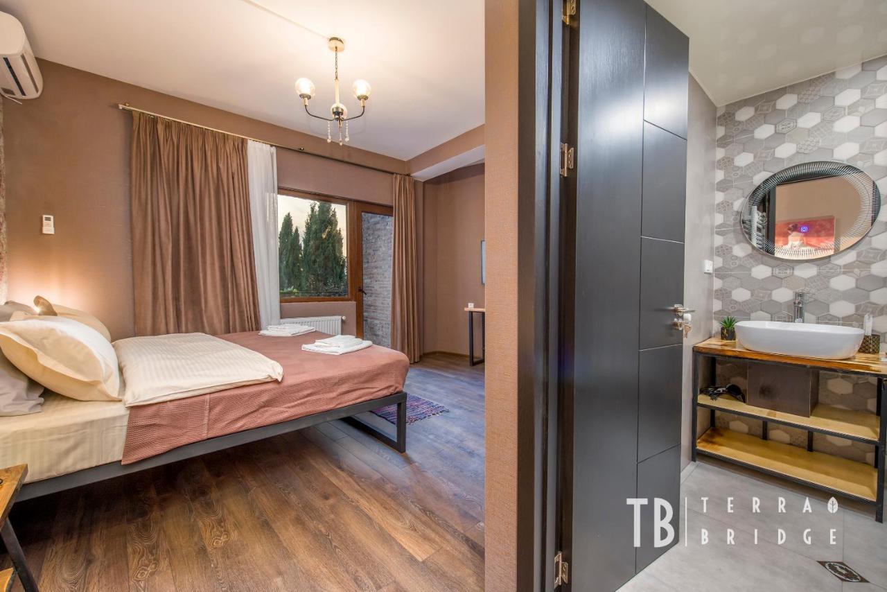 Hotel Terra Bridge Tbilisi Exteriér fotografie